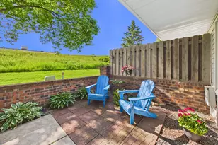 7598 13th St N, Oakdale, MN 55128 - Photo 1