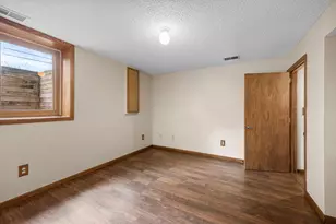 737 6th Ave NW, New Brighton, MN 55112 - Photo 81