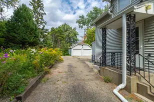 823 Englewood Ave, Saint Paul, MN 55104 - Photo 27