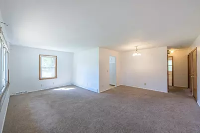 9522 Pleasant Avenue S, Bloomington, MN 55420 - Photo 7