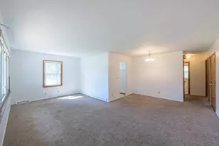 9522 Pleasant Ave S, Bloomington, MN 55420 - Photo 7