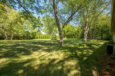 9522 Pleasant Avenue S, Bloomington, MN 55420 - Photo 37