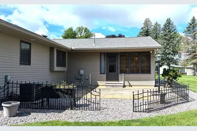 312 Maywood Avenue, Eagle Lake, MN 56024 - Photo 3