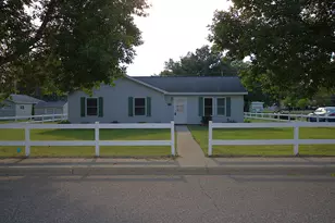 311 Roosevelt St SW, Staples, MN 56479 - Photo 1