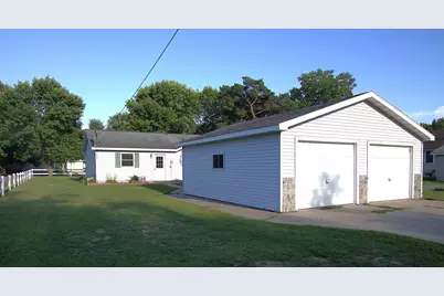 311 Roosevelt Street SW, Staples, MN 56479 - Photo 17