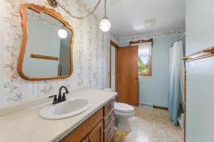 442 S Sunnyside Dr, Caledonia, MN 55921 - Photo 11