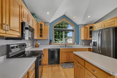 605 Lake Anna Drive, Avon, MN 56310 - Photo 3