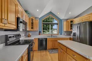 605 Lake Anna Dr, Avon, MN 56310 - Photo 3