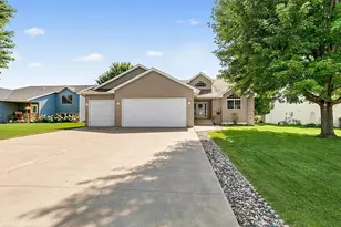 605 Lake Anna Dr, Avon, MN 56310 - Photo 1