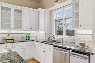 406 River St, Minneapolis, MN 55401 - Photo 13
