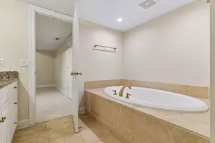 406 River St, Minneapolis, MN 55401 - Photo 53