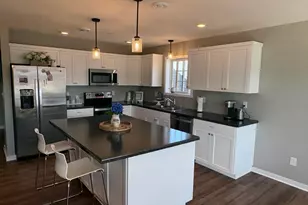 705 Shardlow Pl NE, Byron, MN 55920 - Photo 3