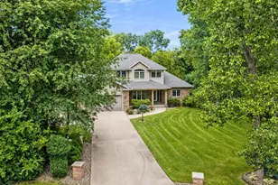604 24th St NW, Austin, MN 55912 - Photo 3