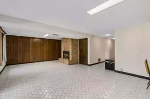 14211 Lennell Dr, Minnetonka, MN 55345 - Photo 33