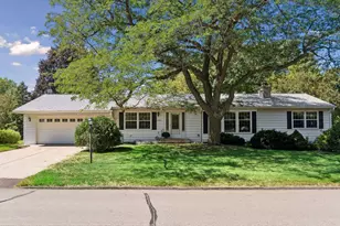 14211 Lennell Dr, Minnetonka, MN 55345 - Photo 3