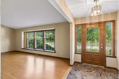 14211 Lennell Drive, Minnetonka, MN 55345 - Photo 7