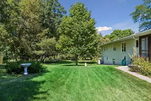 14211 Lennell Dr, Minnetonka, MN 55345 - Photo 41