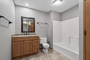14098 Plymouth Ave S, Burnsville, MN 55337 - Photo 23