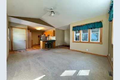 830 Sandhurst Drive W, Roseville, MN 55113 - Photo 11