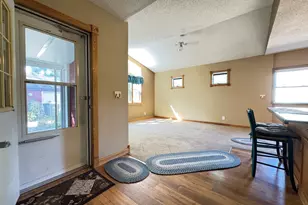 830 Sandhurst Dr W, Roseville, MN 55113 - Photo 7