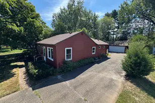 830 Sandhurst Dr W, Roseville, MN 55113 - Photo 1