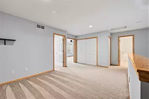 11212 Aberdeen St NE, Blaine, MN 55449 - Photo 13