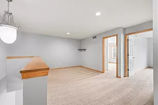 11212 Aberdeen St NE, Blaine, MN 55449 - Photo 7