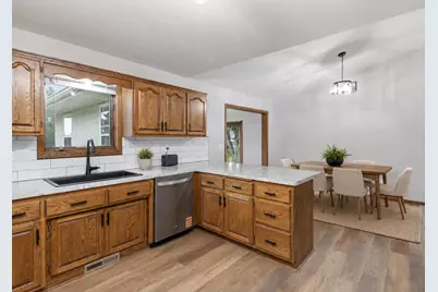11826 Larabee Circle NE, Albertville, MN 55301 - Photo 9