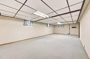 2101 20th St S, Moorhead, MN 56560 - Photo 21