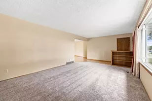 2101 20th St S, Moorhead, MN 56560 - Photo 5