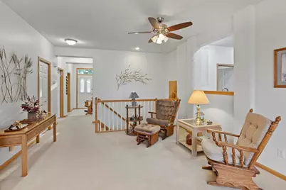 3872 Lawndale Lane N, Plymouth, MN 55446 - Photo 5