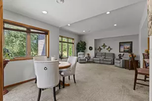 820 Willow Dr, Hutchinson, MN 55350 - Photo 33