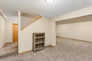 20374 Kensington Way, Lakeville, MN 55044 - Photo 27