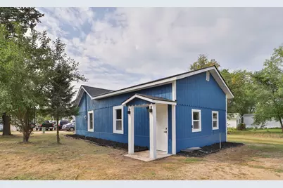 65 Eldredge Street E, Motley, MN 56466 - Photo 1