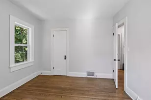 2323 Ilion Ave N, Minneapolis, MN 55411 - Photo 19