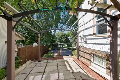 2323 Ilion Avenue N, Minneapolis, MN 55411 - Photo 37