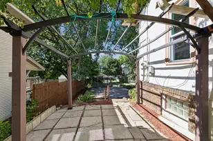2323 Ilion Ave N, Minneapolis, MN 55411 - Photo 37