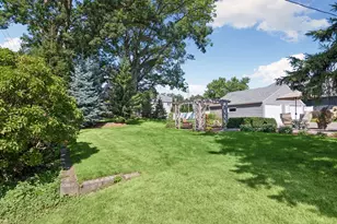 425 Turners Crossroad N, Golden Valley, MN 55422 - Photo 7