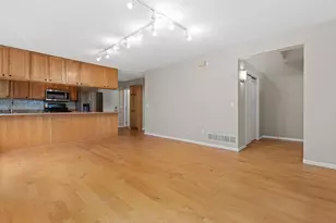 818 24th Ave NE, Minneapolis, MN 55418 - Photo 7