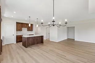 2015 Erie Dr, Northfield, MN 55057 - Photo 15