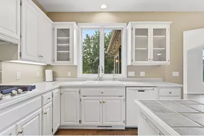 2715 Edgewater Bay, Woodbury, MN 55125 - Photo 11