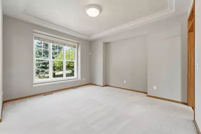2715 Edgewater Bay, Woodbury, MN 55125 - Photo 17