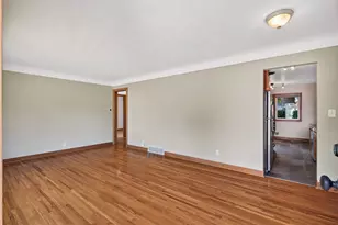 2019 Bromley St, South Saint Paul, MN 55075 - Photo 7