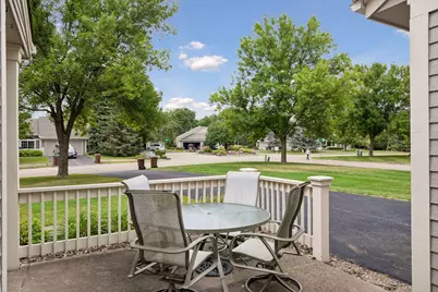 1724 Donegal Drive, Woodbury, MN 55125 - Photo 3