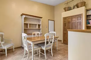 1724 Donegal Dr, Woodbury, MN 55125 - Photo 15