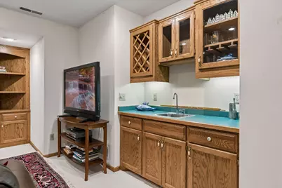 1724 Donegal Drive, Woodbury, MN 55125 - Photo 37