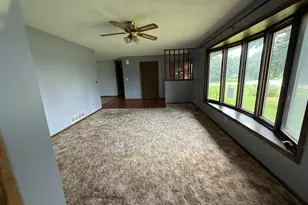 388 E Main St, Alden, MN 56009 - Photo 7