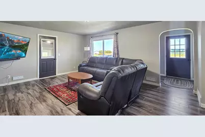 206 E Main Street, Wanda, MN 56294 - Photo 9