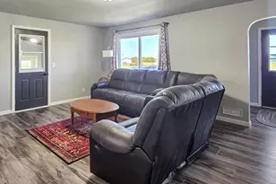 206 E Main St, Wanda, MN 56294 - Photo 9
