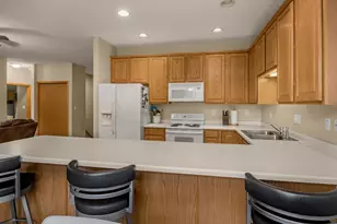 1105 Iris Dr, White Bear Lake, MN 55127 - Photo 11